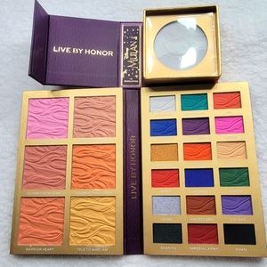 ⏬️CLEARANCE 💥EXCLUSIVE LIMITED EDITION Revolution Mulan Makeup Collection!